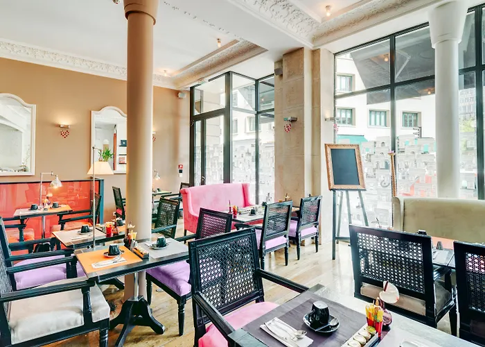 Le 123 Elysees - Astotel Parijs